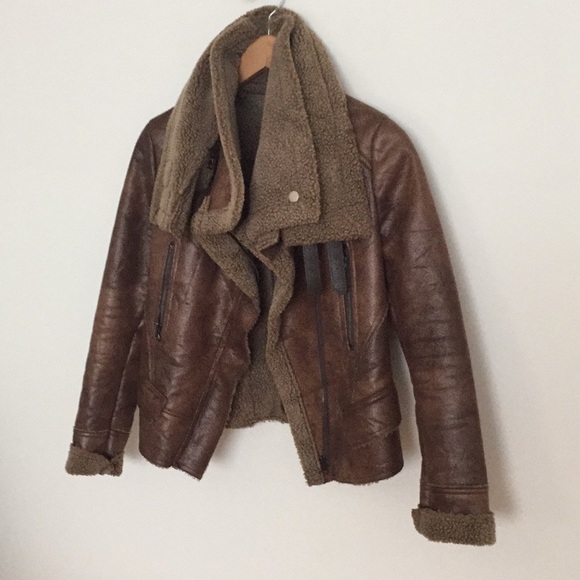 jack street Jackets & Blazers - Jack Street Fitted Shearling Jacket Small